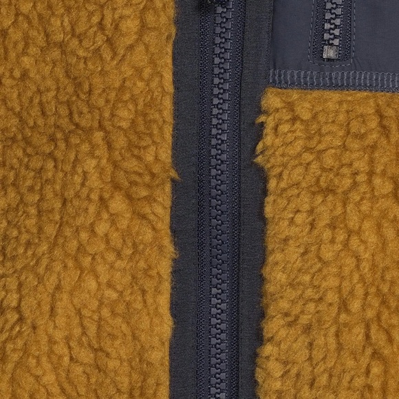 L.l. Bean - Men's Bean's Sherpa Vest - Antique Gold - Size L - Picture 2 of 5